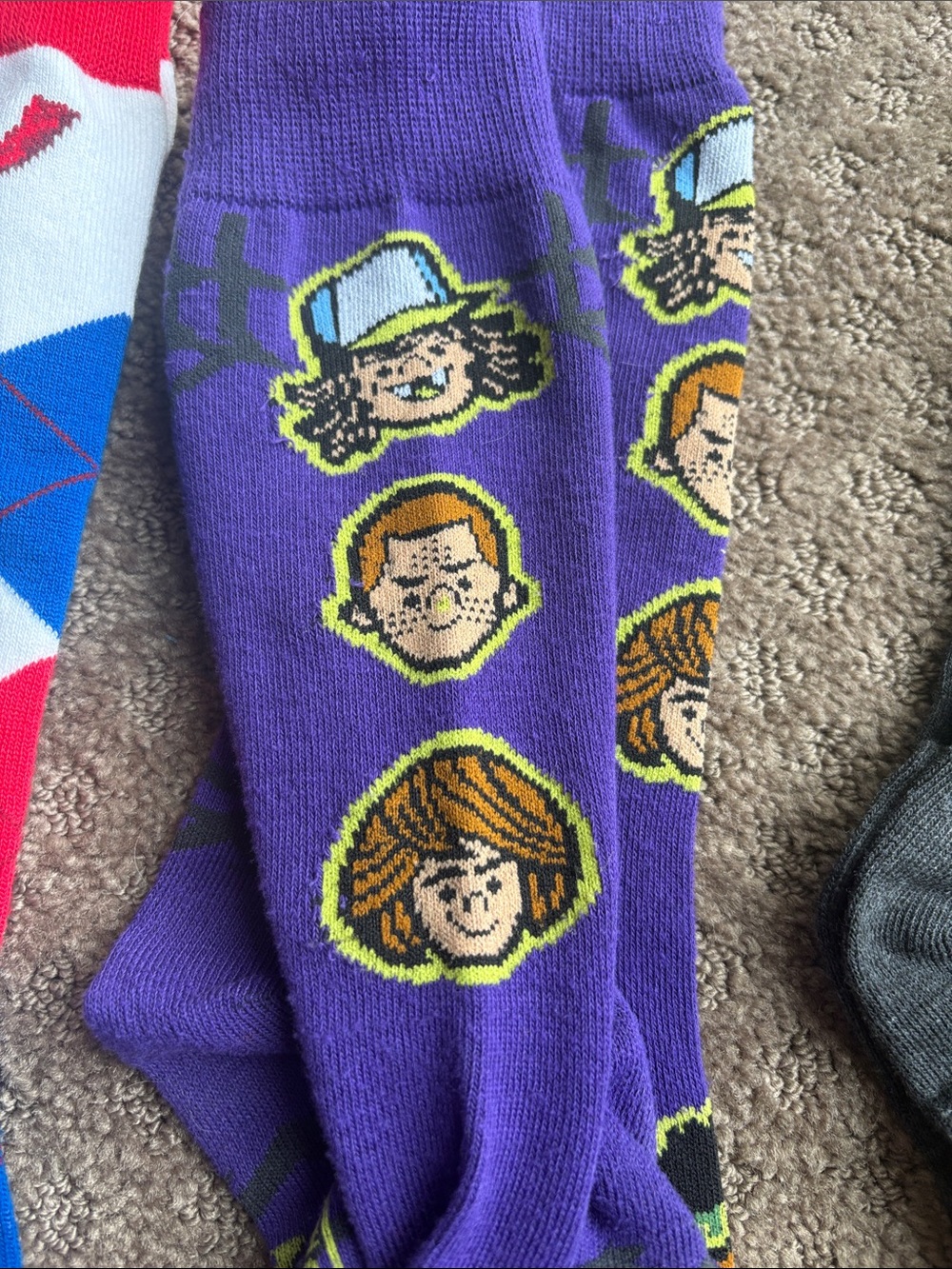 Stranger Things socks - Picture 5 of 8